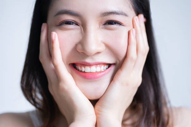 笑顔の女性